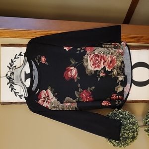 Chris and Carol plus light weight sweater